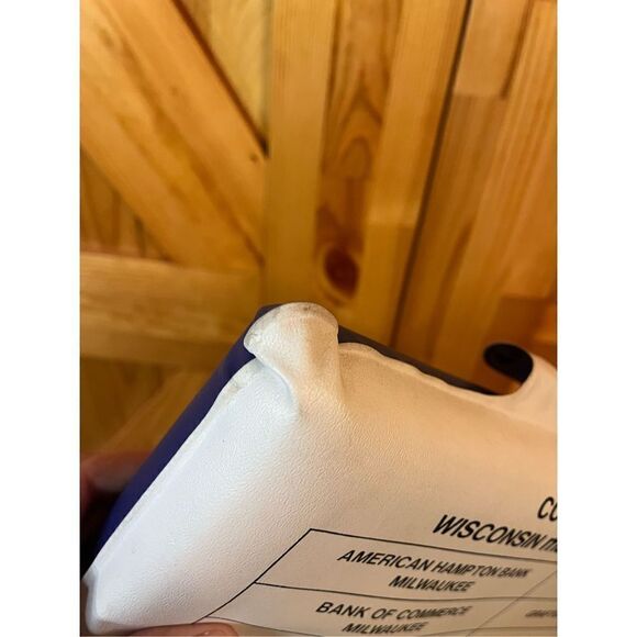 Milwaukee Brewers Vintage Stadium Cushion MLB in Wisconsin Master Charge Banks - Picture 10 of 13